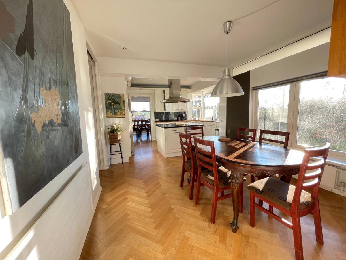 Big Villa Centrally Located In Reykjavik Extérieur photo